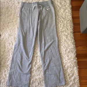 Nike Women’s Sweat pants
